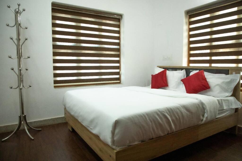 Heal Hive Homestay Palakkad Exteriör bild